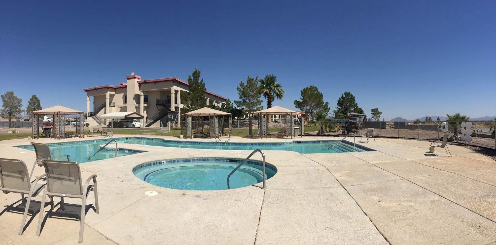 Longstreet Inn&Casino Amargosa Valley Buitenkant foto